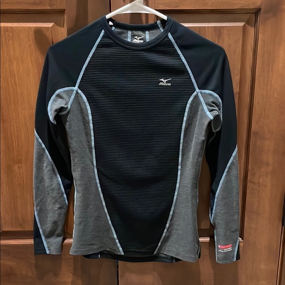Mizuno Black and Gray Long Sleeve Running  Shirt - Picture 1 of 5